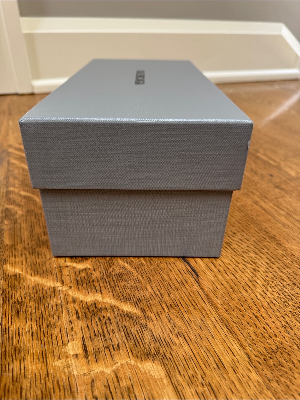 Balenciaga Light Gray Storage Box with Center Logo - Picture 3 of 11